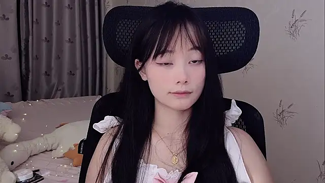 puppy-999 online show from June 2026 12:08:02 PM