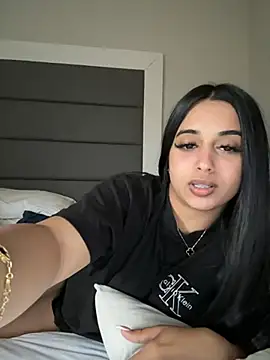 Snapshot of LilMisIndianx chatting on January 2026 01:59:02 PM LilMisIndianx online show from January 2026 01:59:02 PM