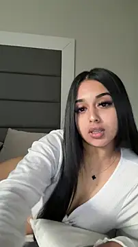 Snapshot of LilMisIndianx chatting on February 2026 02:48:02 PM LilMisIndianx online show from February 2026 02:48:02 PM