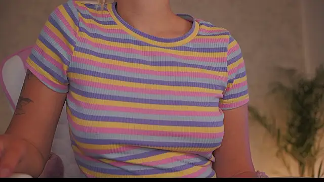 daisyblushh online show from May 2026 02:55:01 PM