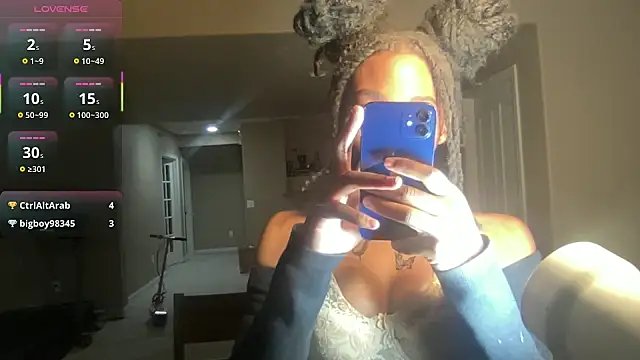 Snapshot of maskedgirl5005 chatting on September 2025 06:53:01 PM maskedgirl5005 online show from September 2025 06:53:01 PM