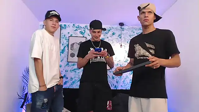 Snapshot of Kings_of_heaven chatting on October 2025 04:23:02 AM Kings of heaven online show from October 2025 04:23:02 AM