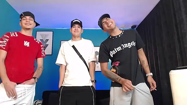 Snapshot of Kings_of_heaven chatting on November 2025 07:26:01 PM Kings of heaven online show from November 2025 07:26:01 PM