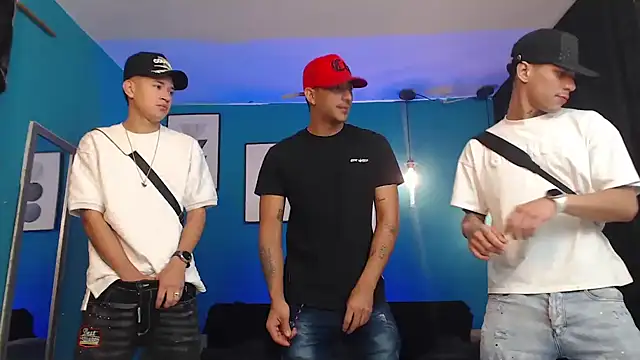 Snapshot of Kings_of_heaven chatting on November 2025 07:25:01 PM Kings of heaven online show from November 2025 07:25:01 PM