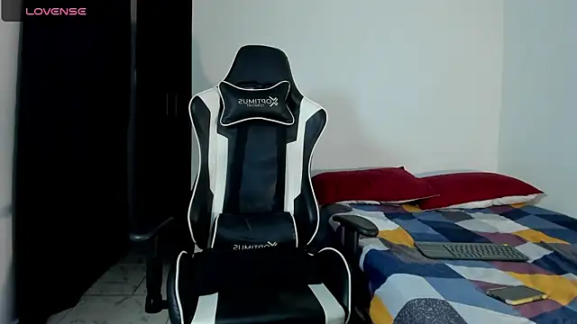 bryan mugn online show from November 2025 04:16:01 AM