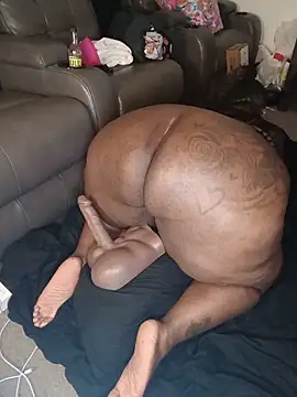 Thickkemzz41 online show from May 2026 01:56:01 AM