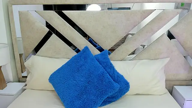 Snapshot of ximena_vasquez8 chatting on January 2026 02:58:01 AM ximena vasquez8 online show from January 2026 02:58:01 AM