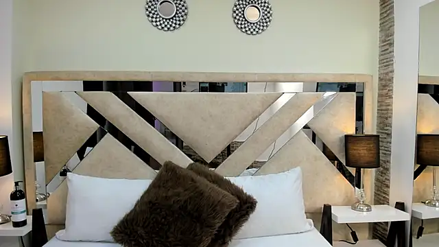 Snapshot of ximena_vasquez8 chatting on February 2026 03:15:01 AM ximena vasquez8 online show from February 2026 03:15:01 AM