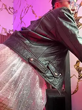 Snapshot of Rebeka-baker chatting on October 2025 12:14:02 PM Rebeka-baker online show from October 2025 12:14:02 PM