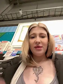 Snapshot of Cum_girlss chatting on October 2025 02:39:02 AM Cum girlss online show from October 2025 02:39:02 AM