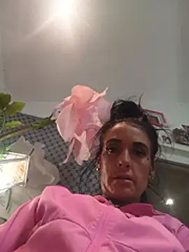 Snapshot of Tannedtattooed69 chatting on July 2026 01:25:02 PM Tannedtattooed69 online show from July 2026 01:25:02 PM