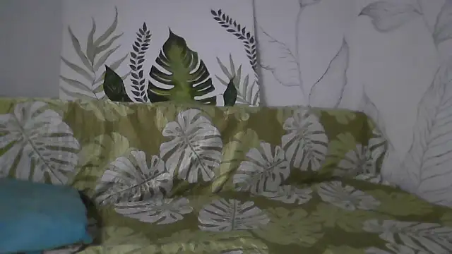 Catty Lady online show from December 2025 08:17:01 PM