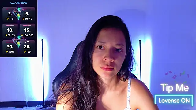 Snapshot of Sarasavage chatting on May 2026 12:11:01 PM Sarasavage online show from May 2026 12:11:01 PM