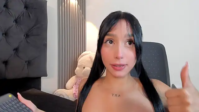 Snapshot of Dulce_Maay chatting on November 2025 03:28:01 AM Dulce Maay online show from November 2025 03:28:01 AM