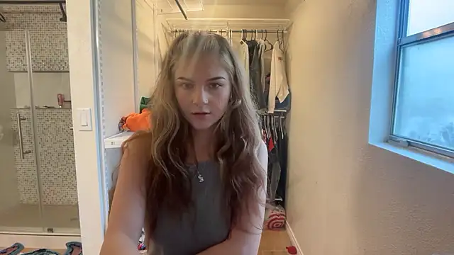 kykybaby4444 online show from March 2026 05:10:02 PM