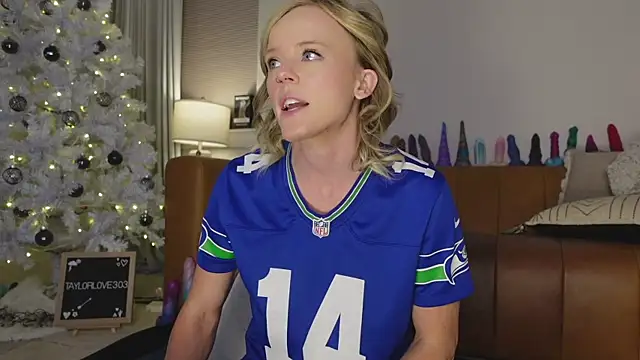 Taylorlove303 online show from December 2025 11:05:01 AM