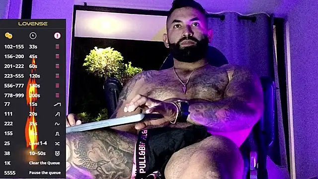 Snapshot of Max-prada chatting on February 2026 02:10:01 AM Max-prada online show from February 2026 02:10:01 AM