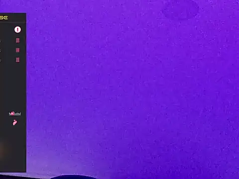 Snapshot of Max-prada chatting on February 2026 02:05:02 AM Max-prada online show from February 2026 02:05:02 AM