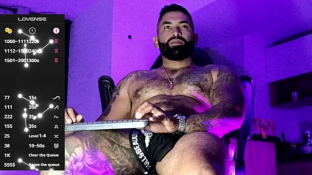 Snapshot of Max-prada chatting on February 2026 02:08:01 AM Max-prada online show from February 2026 02:08:01 AM