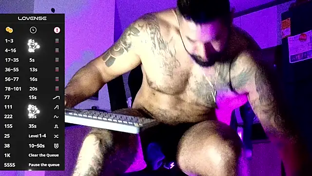 Snapshot of Max-prada chatting on February 2026 02:19:01 AM Max-prada online show from February 2026 02:19:01 AM