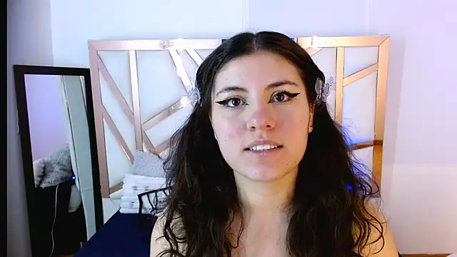 hannia baileys online show from November 2025 01:26:02 AM