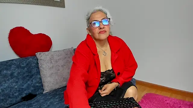 marilyn70 online show from February 2026 12:06:01 AM