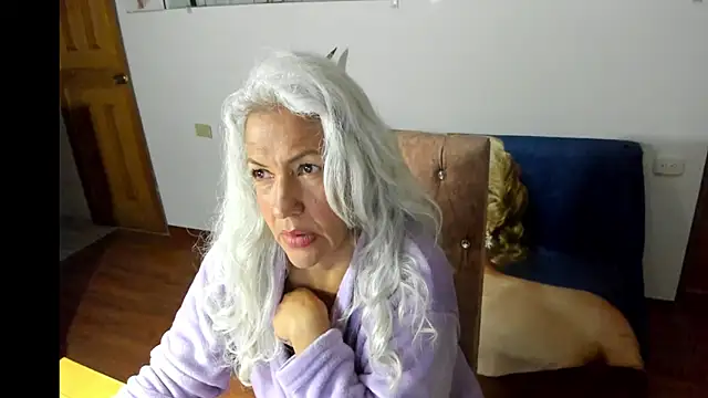 marilyn70 online show from July 2026 06:05:01 AM