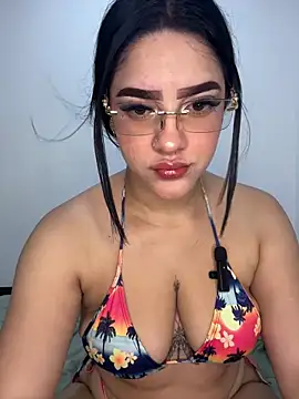 Marianacg 21 online show from May 2026 02:11:02 PM