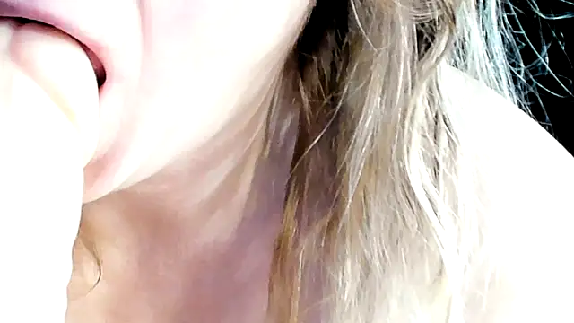 Snapshot of Naughty__Slave chatting on September 2025 11:26:01 AM Naughty Slave online show from September 2025 11:26:01 AM