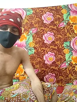 Snapshot of Seducing_couple chatting on September 2025 09:25:01 PM Seducing couple online show from September 2025 09:25:01 PM