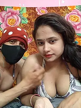 Seducing couple online show from April 2026 04:48:02 AM