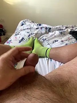 Snapshot of Bourne_606 chatting on December 2025 01:07:01 PM Bourne 606 online show from December 2025 01:07:01 PM