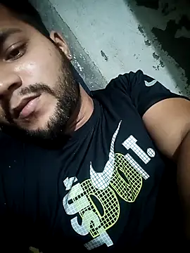 Kartikkartik8595 online show from November 2025 07:25:01 PM