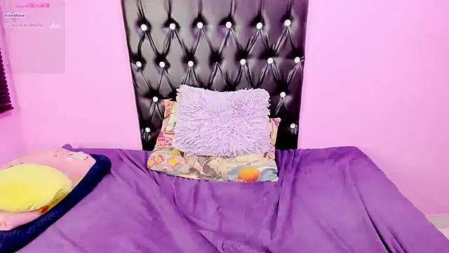 Snapshot of INDIANFLAME chatting on January 2025 06:10:01 PM INDIANFLAME online show from January 2025 06:10:01 PM