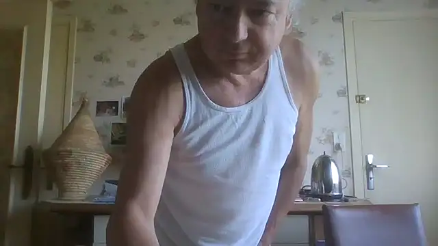 Snapshot of gegevincent chatting on June 2026 07:43:01 AM gegevincent online show from June 2026 07:43:01 AM