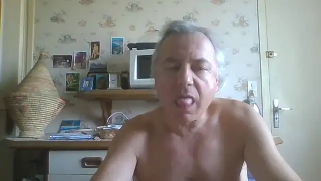 Snapshot of gegevincent chatting on June 2026 01:17:02 PM gegevincent online show from June 2026 01:17:02 PM