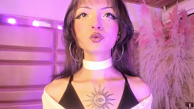 MaddieStark online show from August 2026 01:05:01 PM
