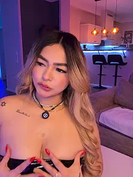 Snapshot of OriannaFox chatting on February 2026 06:12:01 PM OriannaFox online show from February 2026 06:12:01 PM