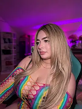 Snapshot of OriannaFox chatting on March 2026 05:40:02 PM OriannaFox online show from March 2026 05:40:02 PM