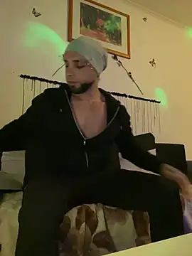 1Richrichard1 online show from May 2026 08:50:02 PM