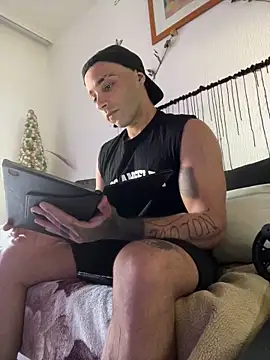 1Richrichard1 online show from May 2026 09:05:01 AM