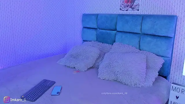 karoliine jones online show from September 2025 05:57:02 PM