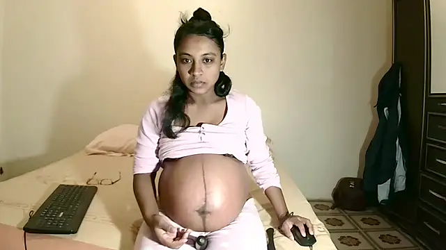 indiansweetflava online show from May 2026 03:59:01 AM