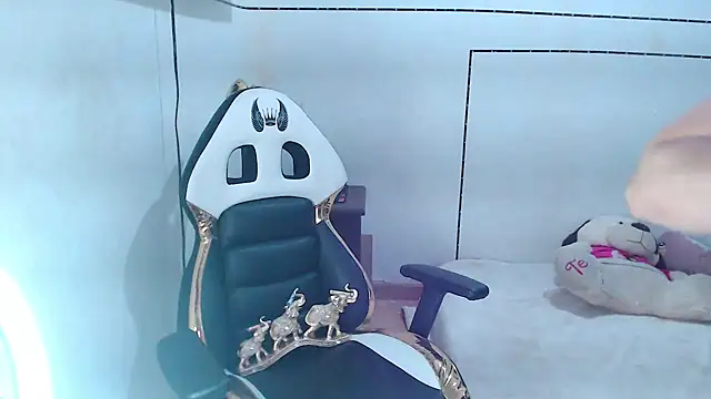 Snapshot of StefiAlizon70 chatting on November 2025 03:51:01 AM StefiAlizon70 online show from November 2025 03:51:01 AM