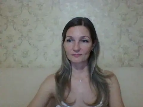 sweetriki online show from April 2026 05:17:01 PM