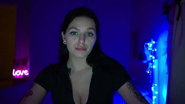 EwelynScott online show from December 2025 04:36:01 PM