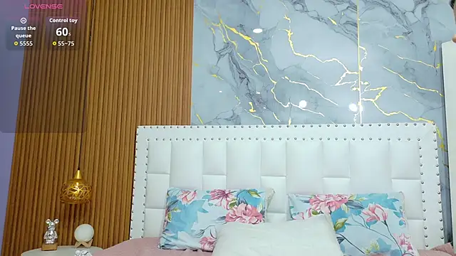 Snapshot of daddyysObsessed chatting on December 2025 12:46:02 PM daddyysObsessed online show from December 2025 12:46:02 PM