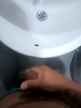 Oscariin96 online show from February 2026 11:38:01 PM