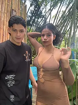 Snapshot of Rose-andres chatting on January 2026 09:42:02 PM Rose-andres online show from January 2026 09:42:02 PM