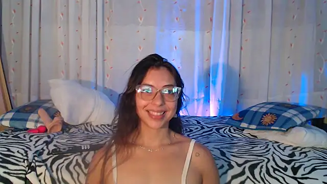 Snapshot of kendraof chatting on December 2025 04:44:01 PM kendraof online show from December 2025 04:44:01 PM